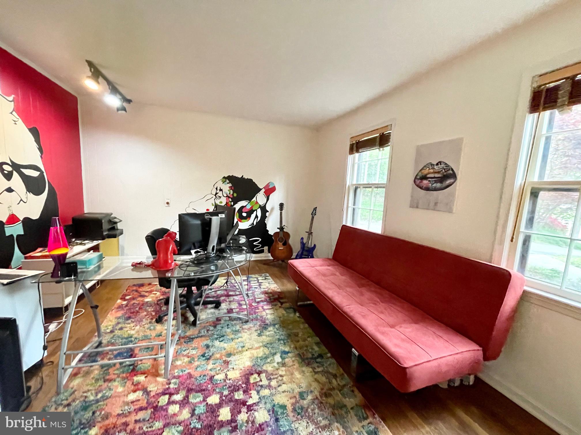 9509 Grover Road Gaithersburg, MD 20877 - Photo 6 of 70 Office/Library/5th BR