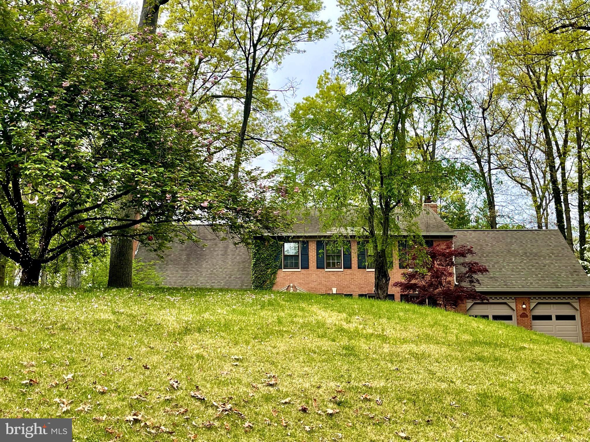 9509 Grover Road Gaithersburg, MD 20877 - Photo 63 of 70 Front Yard