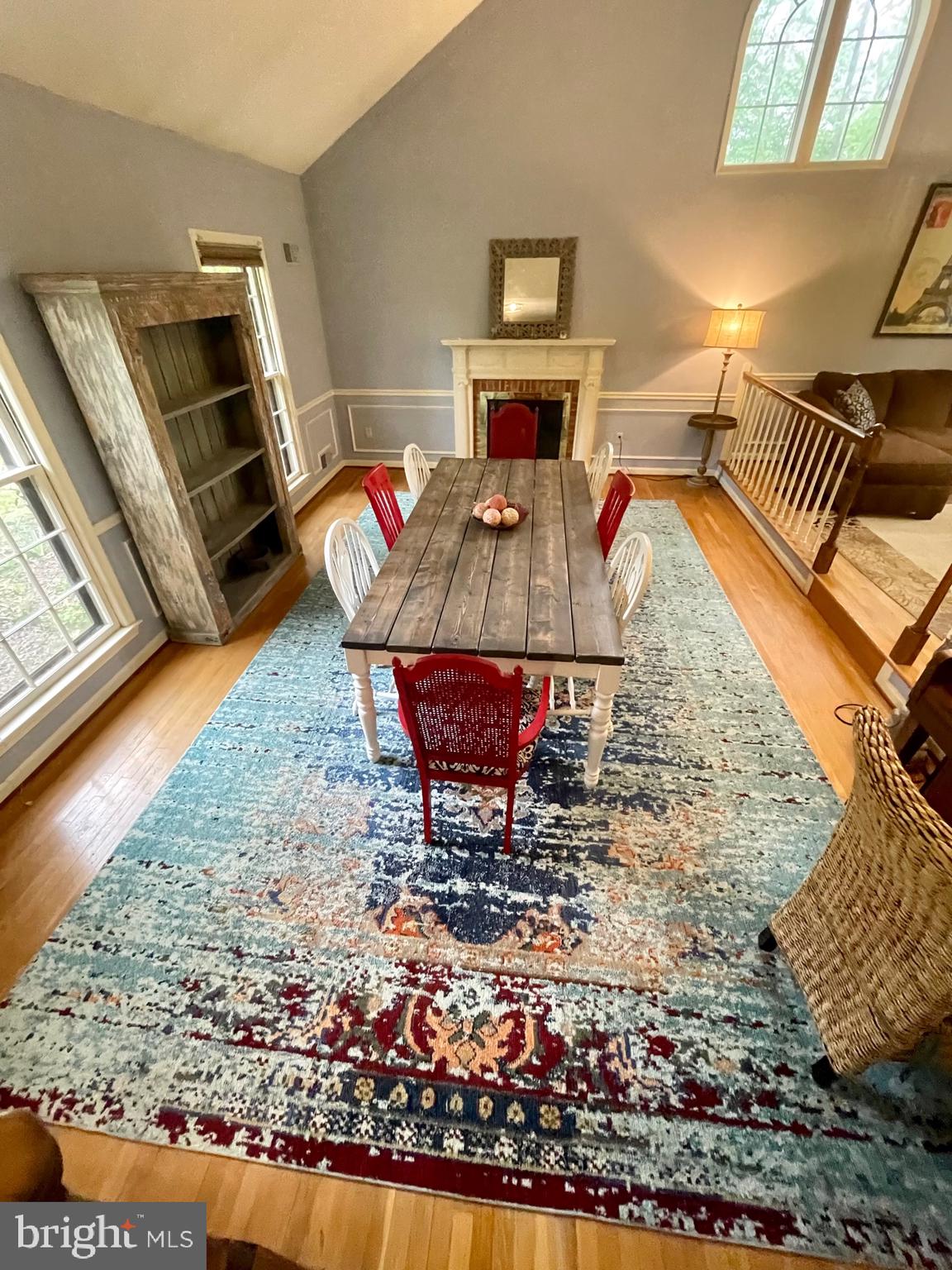 9509 Grover Road Gaithersburg, MD 20877 - Photo 9 of 70 Cathedral Ceiling