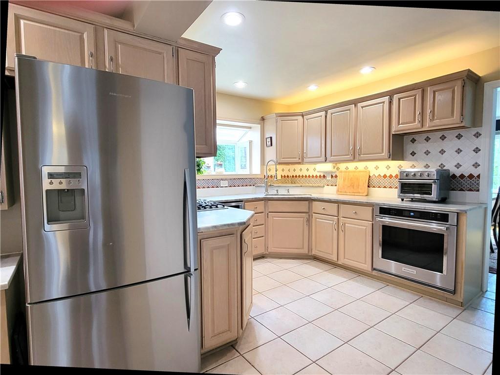 1536 Cochran Road Pittsburgh, PA 15243 - Photo 8 of 50 Gallery Image 8