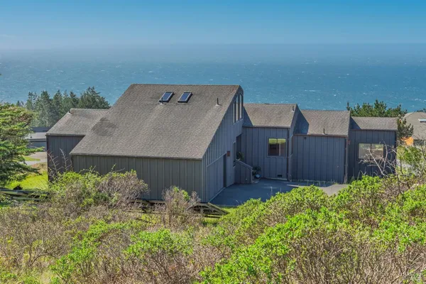 $1,659,000 | 36808 Greencroft Close, The Sea Ranch, CA 95497
