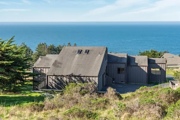 $1,659,000 | 36808 Greencroft Close, The Sea Ranch, CA 95497