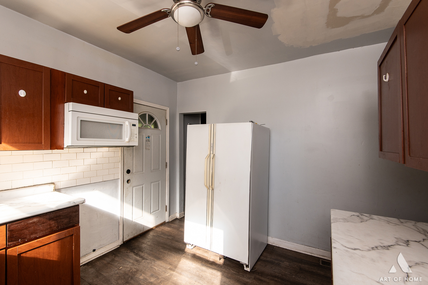 8136 South Manistee Avenue Chicago, IL 60617 - Photo 13 of 28