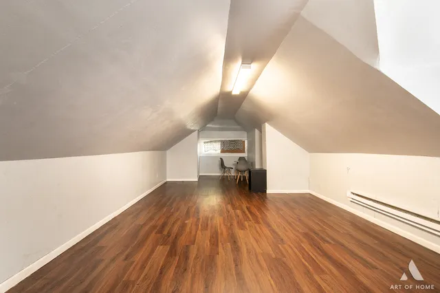 $179,900 | 8136 South Manistee Avenue, Chicago, IL 60617