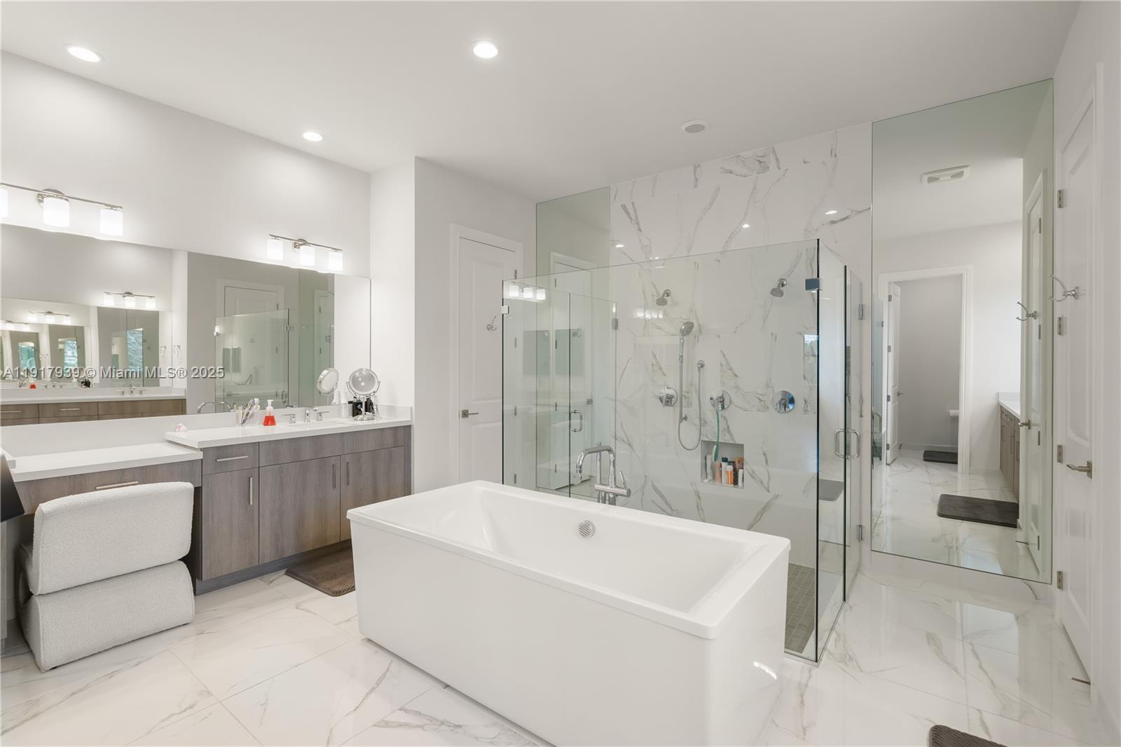 14820 Millstone Ranches Drive Davie, FL 33331 - Photo 18 of 60