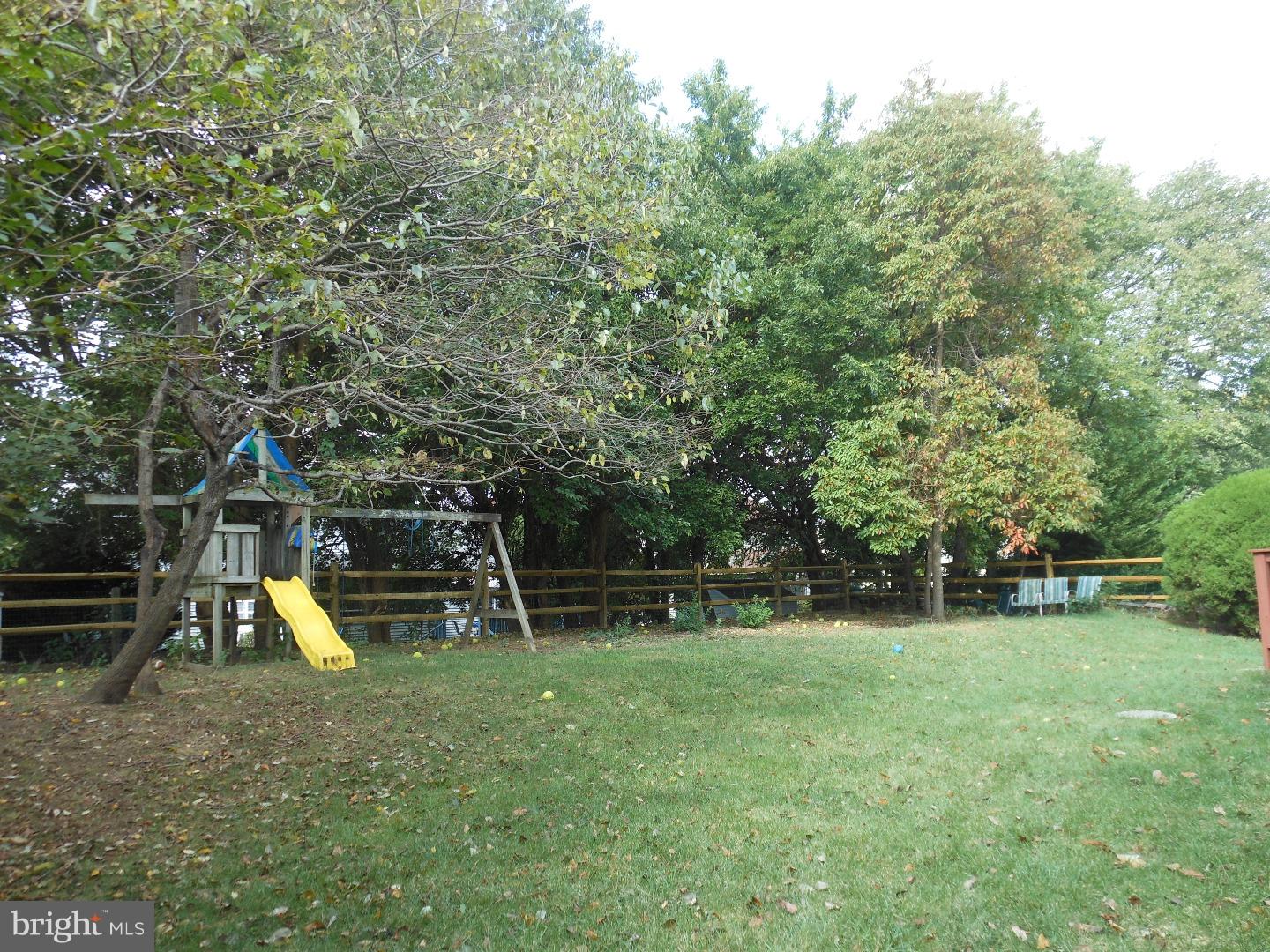 9 Savoy Road Newark, DE 19702 - Photo 22 of 22 Back Yard