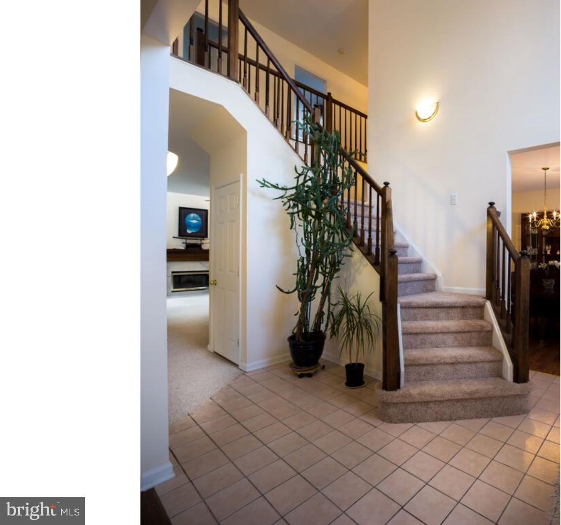 9 Savoy Road Newark, DE 19702 - Photo 5 of 22 Foyer
