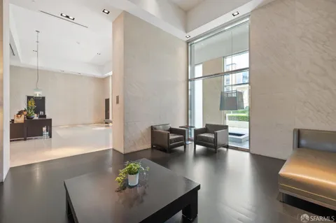 $979,000 | Brannan Street, San Francisco, CA 94107