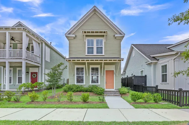 $2,150 | 146 Winding Branch Drive, Summerville, SC 29486