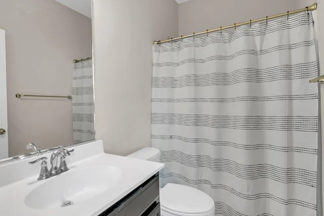 $2,150 | 146 Winding Branch Drive, Summerville, SC 29486