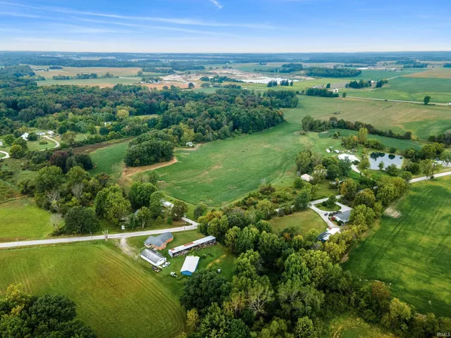 $490,000 | 4686 County Road 7, Garrett, IN 46738