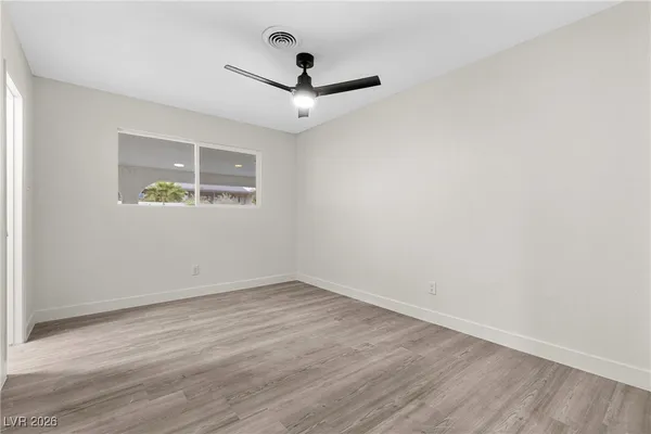 $1,049,000 | 271 East Middleton Drive, Henderson, NV 89015