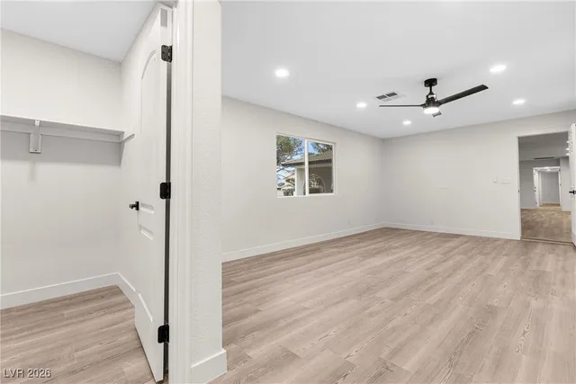 $1,095,000 | 271 East Middleton Drive, Henderson, NV 89015