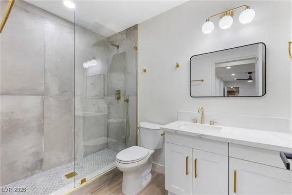 $1,049,000 | 271 East Middleton Drive, Henderson, NV 89015