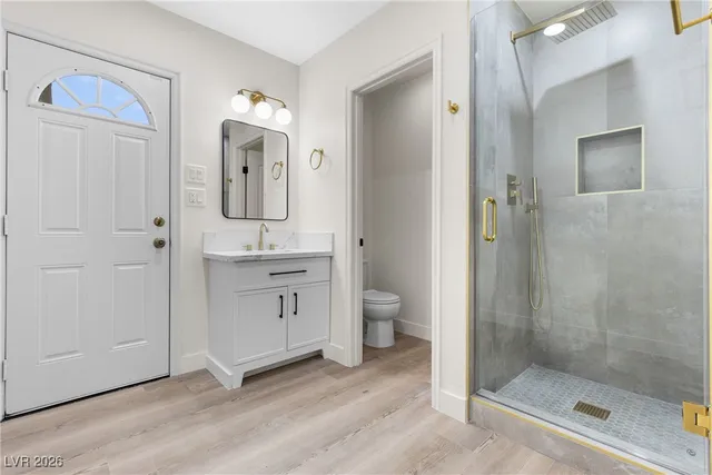 $1,095,000 | 271 East Middleton Drive, Henderson, NV 89015