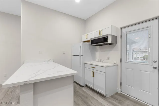 $1,095,000 | 271 East Middleton Drive, Henderson, NV 89015