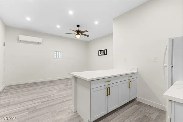 $1,049,000 | 271 East Middleton Drive, Henderson, NV 89015