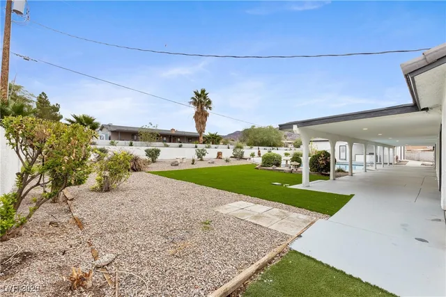 $1,095,000 | 271 East Middleton Drive, Henderson, NV 89015