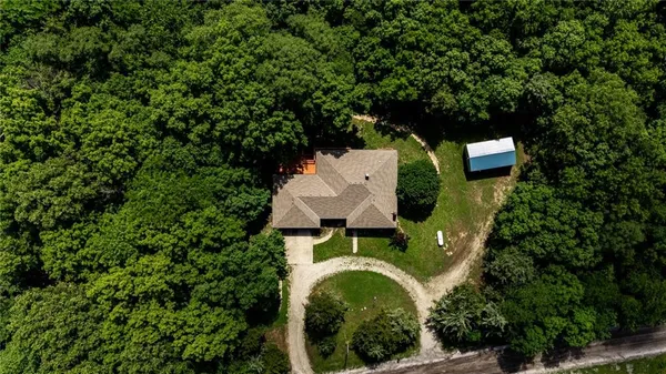 $475,000 | 17635 Stubbs Station Road, Camden Point, MO 64018