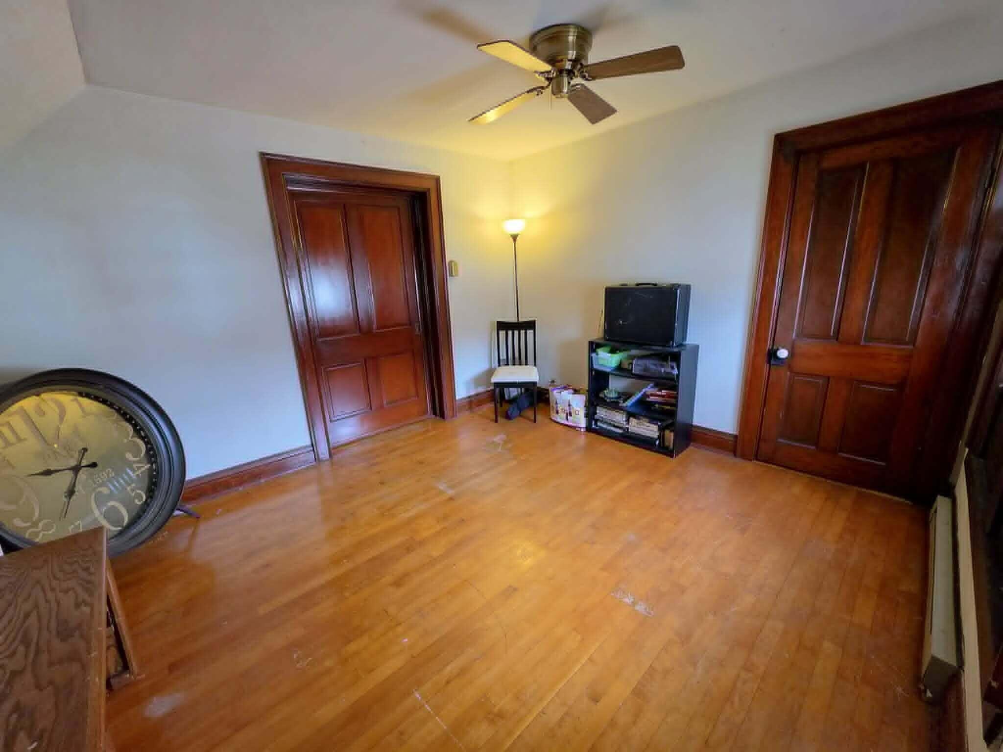 1420 Hawthorne Avenue Two Rivers, WI 54241 - Photo 26 of 34 upperbed3