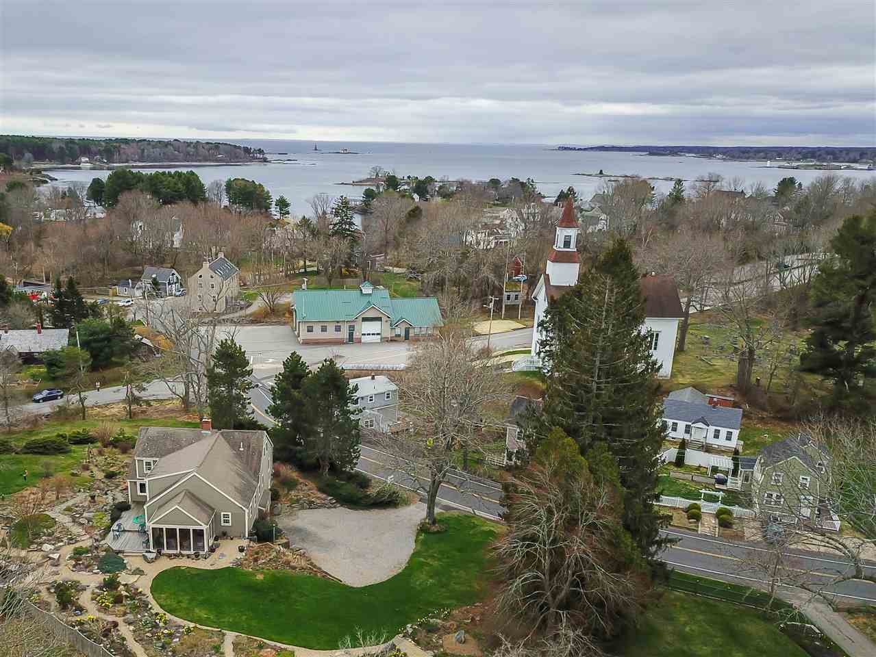 633 Haley Road Kittery, ME 03905 - Photo 5 of 39