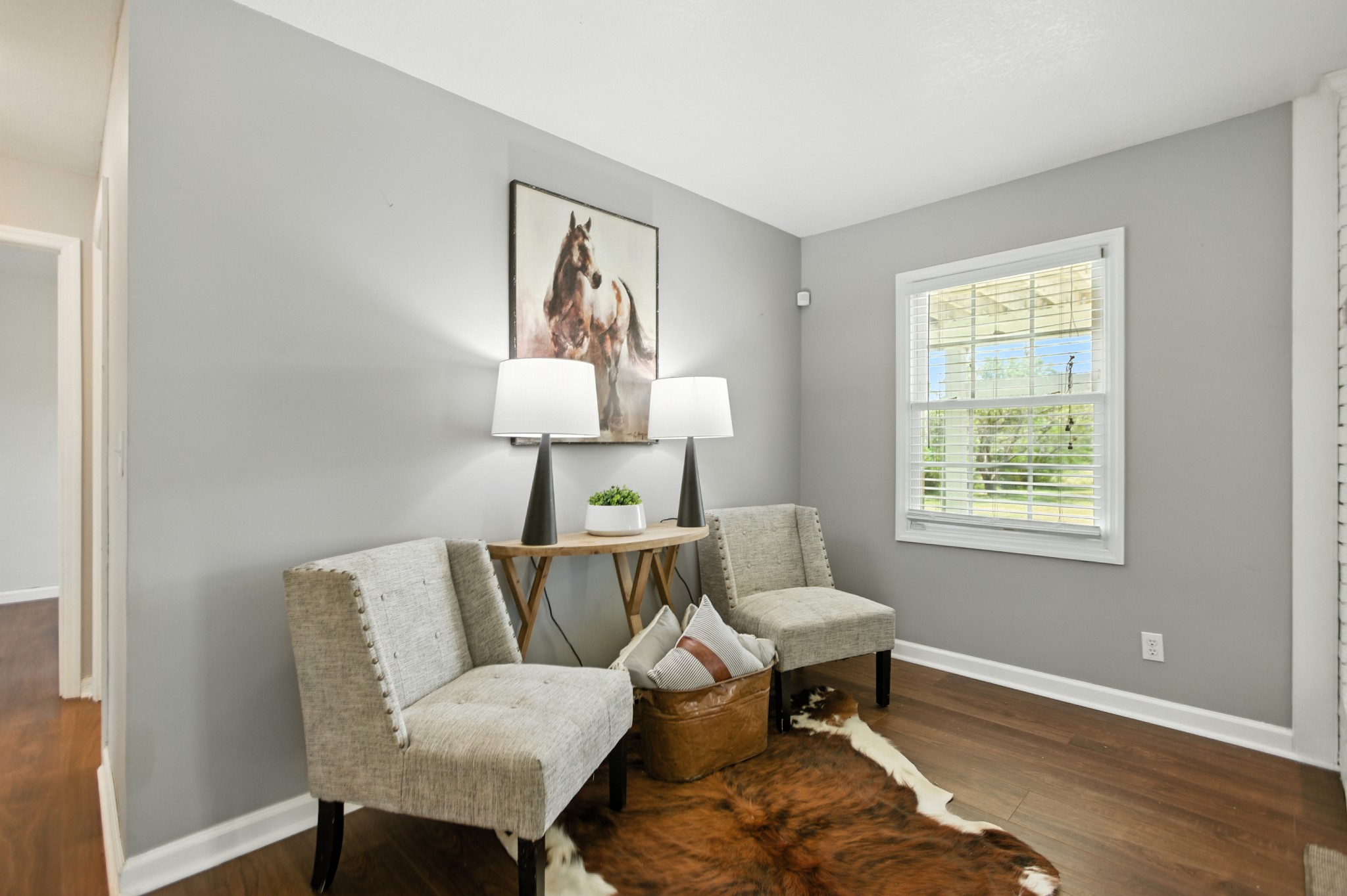 1840 Lockmiller Road Estill Springs, TN 37330 - Photo 28 of 71 a living room with furniture and a window