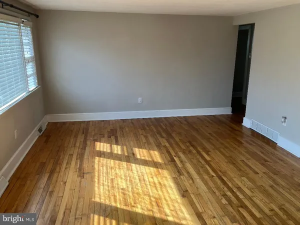 $2,500 | 118 West Lehman Avenue, Hatboro, PA 19040