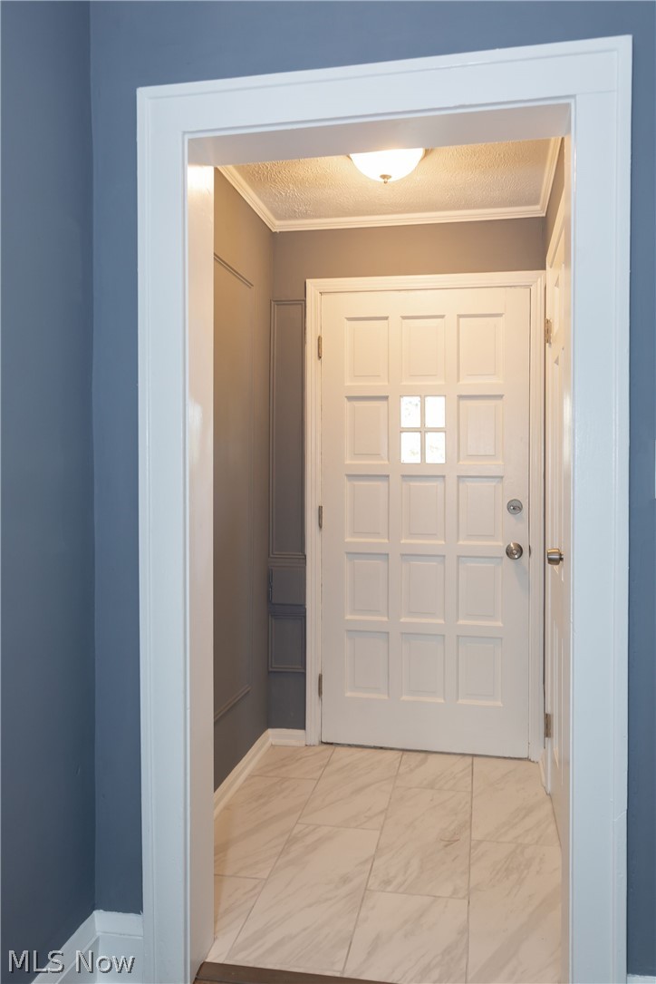 2009 Goodnor Road Cleveland Heights, OH 44118 - Photo 7 of 21