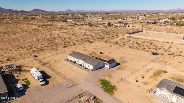 a view of city view and mountain view