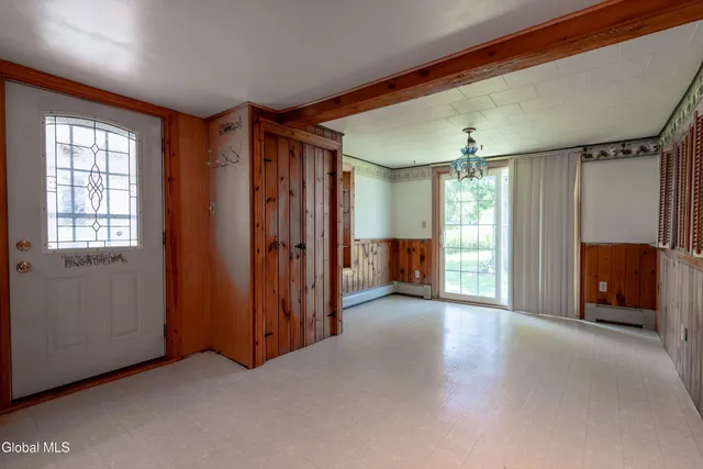 $159,900 | 40 Dean Road, Hudson Falls, NY 12839