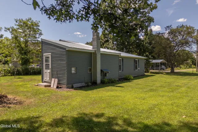 $159,900 | 40 Dean Road, Hudson Falls, NY 12839