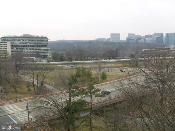 1001 26th Street Northwest, Unit 804 Washington, DC 20037 - Photo 7 of 7 a view of lake and city