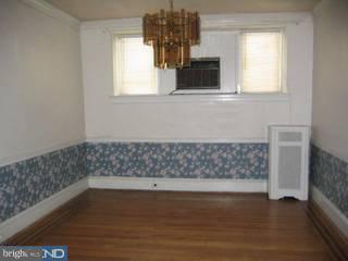 914 Marlyn Road Philadelphia, PA 19151 - Photo 3 of 6