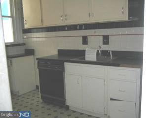 914 Marlyn Road Philadelphia, PA 19151 - Photo 4 of 6