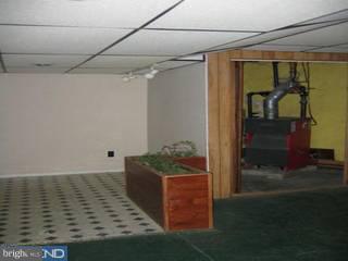 914 Marlyn Road Philadelphia, PA 19151 - Photo 5 of 6