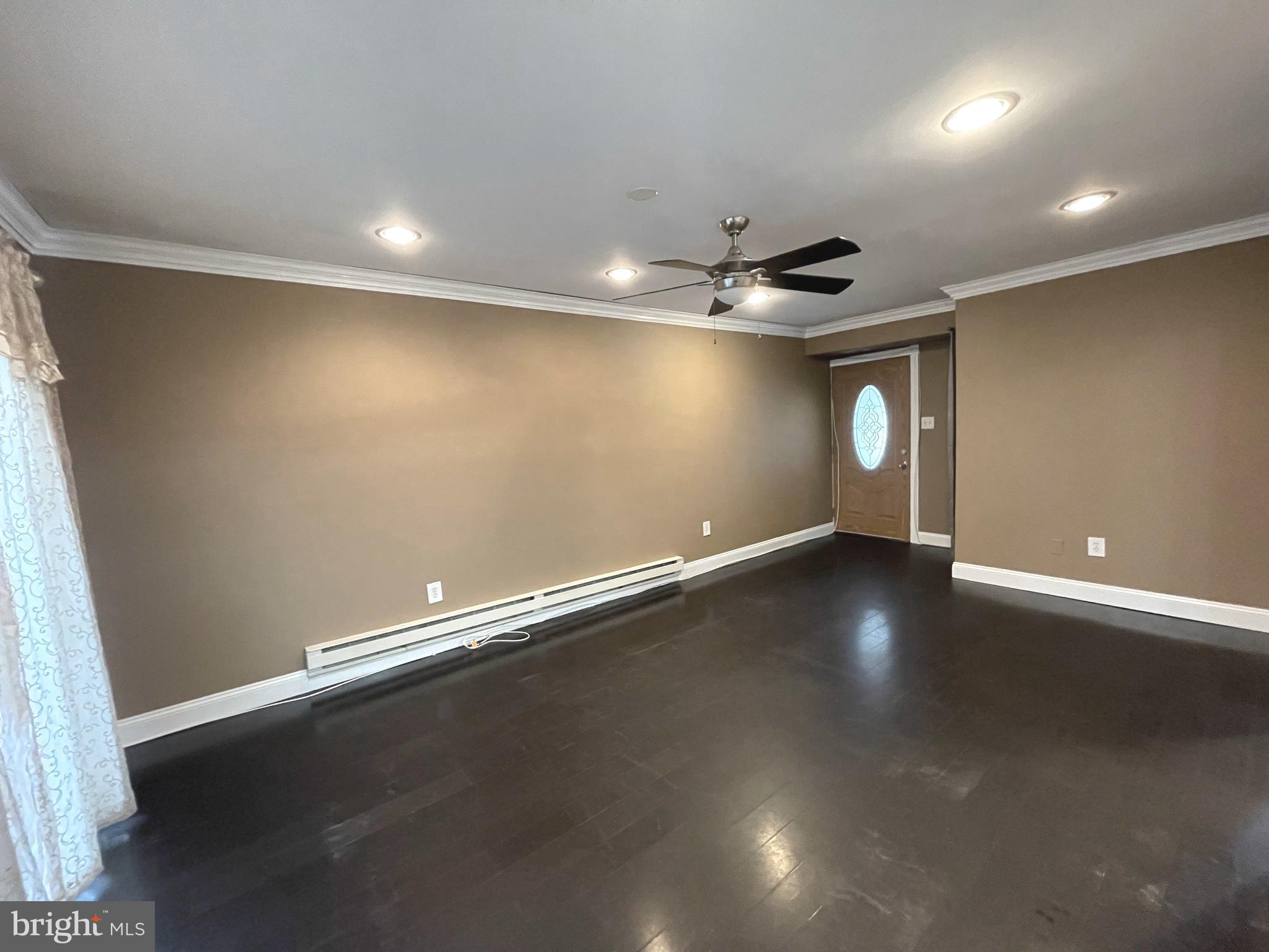 24 Dover Court Clementon, NJ 08021 - Photo 3 of 14