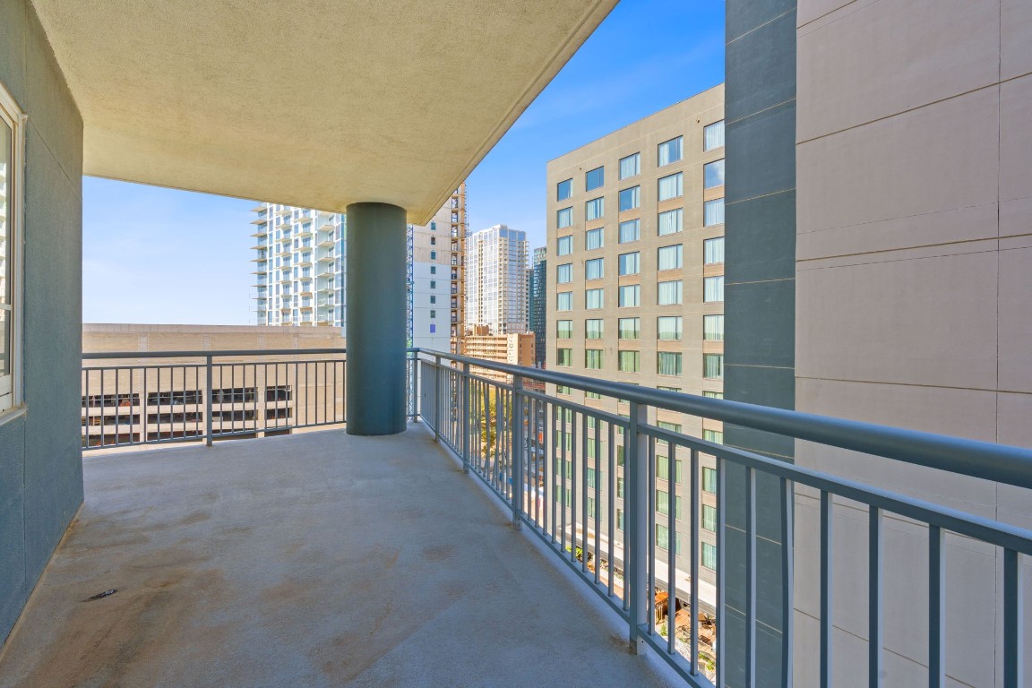 603 Davis Street, Unit 1304 Austin, TX 78701 - Photo 30 of 40 a view of a porch and window