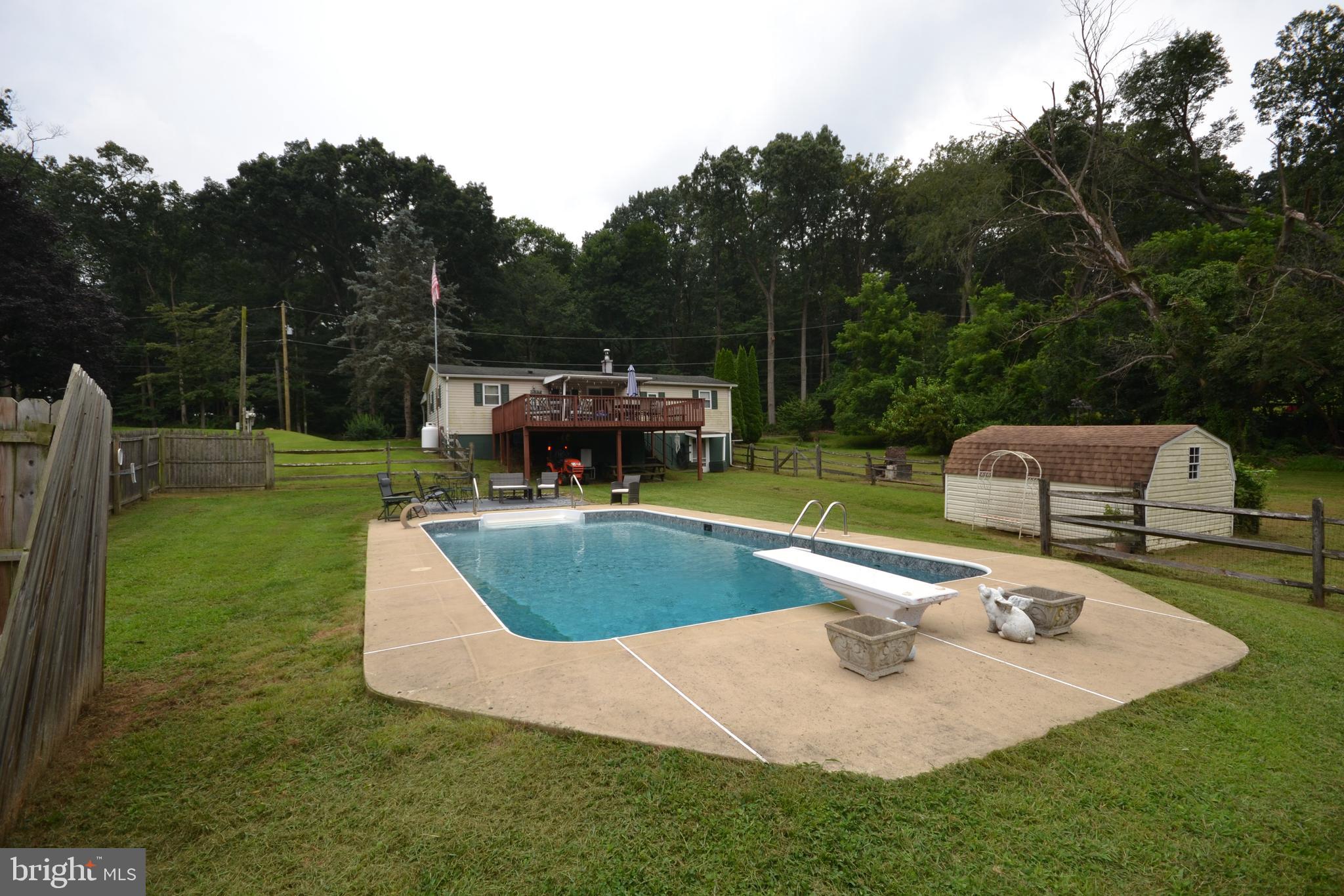 107 Doe Run Station Road Coatesville, PA 19320 - Photo 27 of 34 Pool