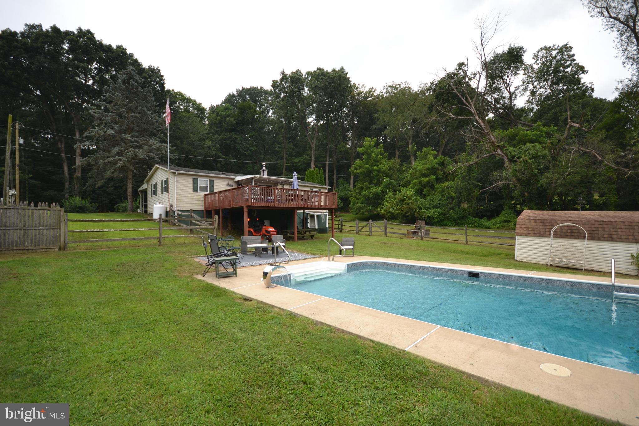 107 Doe Run Station Road Coatesville, PA 19320 - Photo 28 of 34 Pool