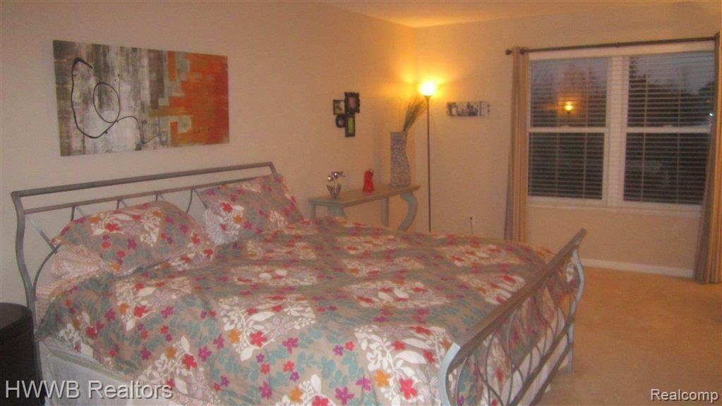 10321 Durham Road Clarkston, MI 48348 - Photo 14 of 23 Large master suite