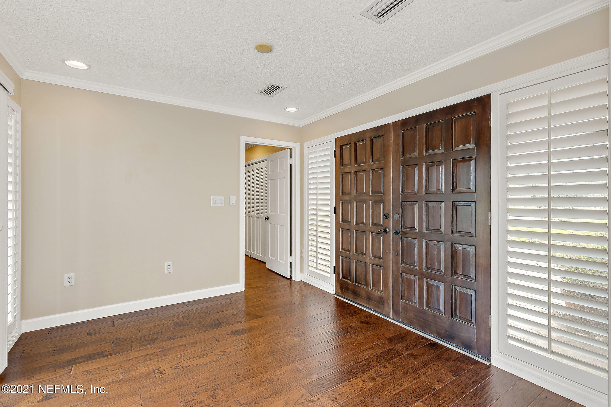 8034 Hunters Grove Road Jacksonville, FL 32256 - Photo 5 of 50 8034 Hunters Grove Rd