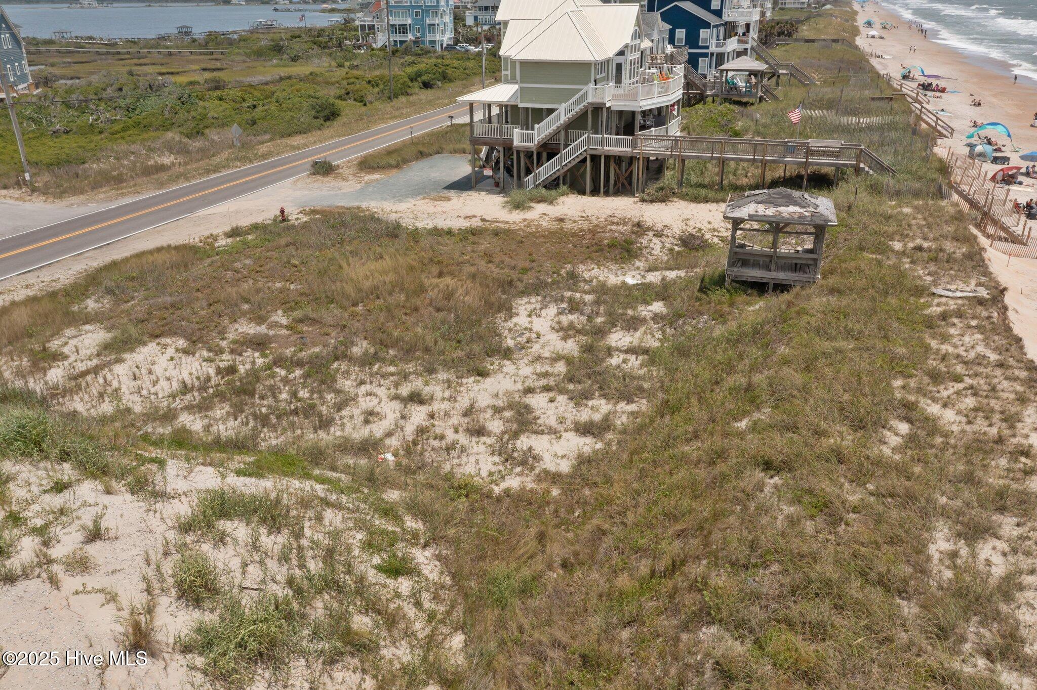 508 New River Inlet Road North Topsail Beach, NC 28460 - Photo 4 of 21 4-web-or-mls-04