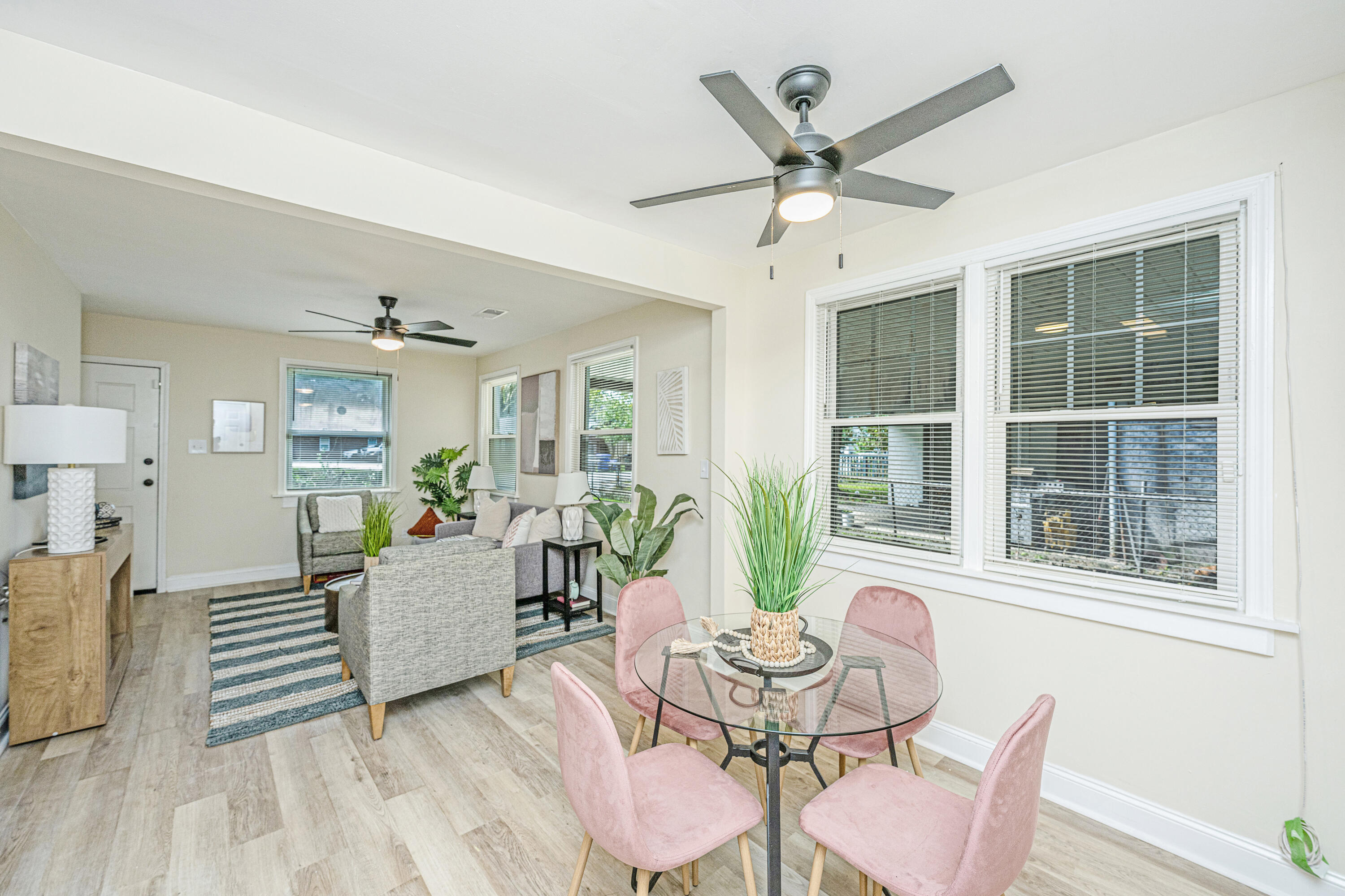 5056 Rockingham Street North Charleston, SC 29406 - Photo 9 of 33 5056RockinghamSt009