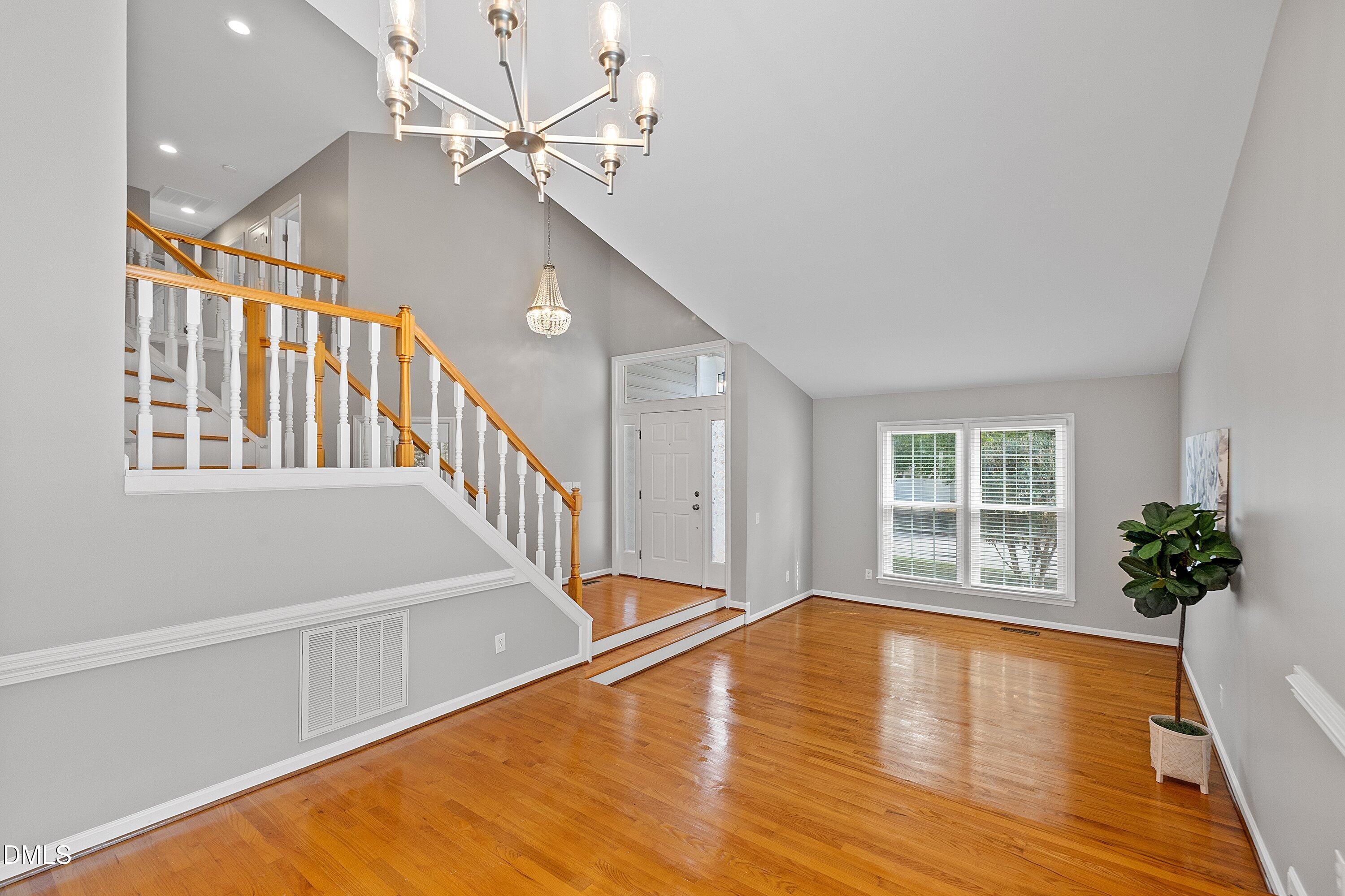 8512 Evans Mill Place Raleigh, NC 27613 - Photo 11 of 67 14-8512 Evans Mill_2196