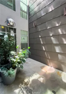 $1,089,000 | 13320 Beach Avenue, Unit 301, Marina del Rey, CA 90292