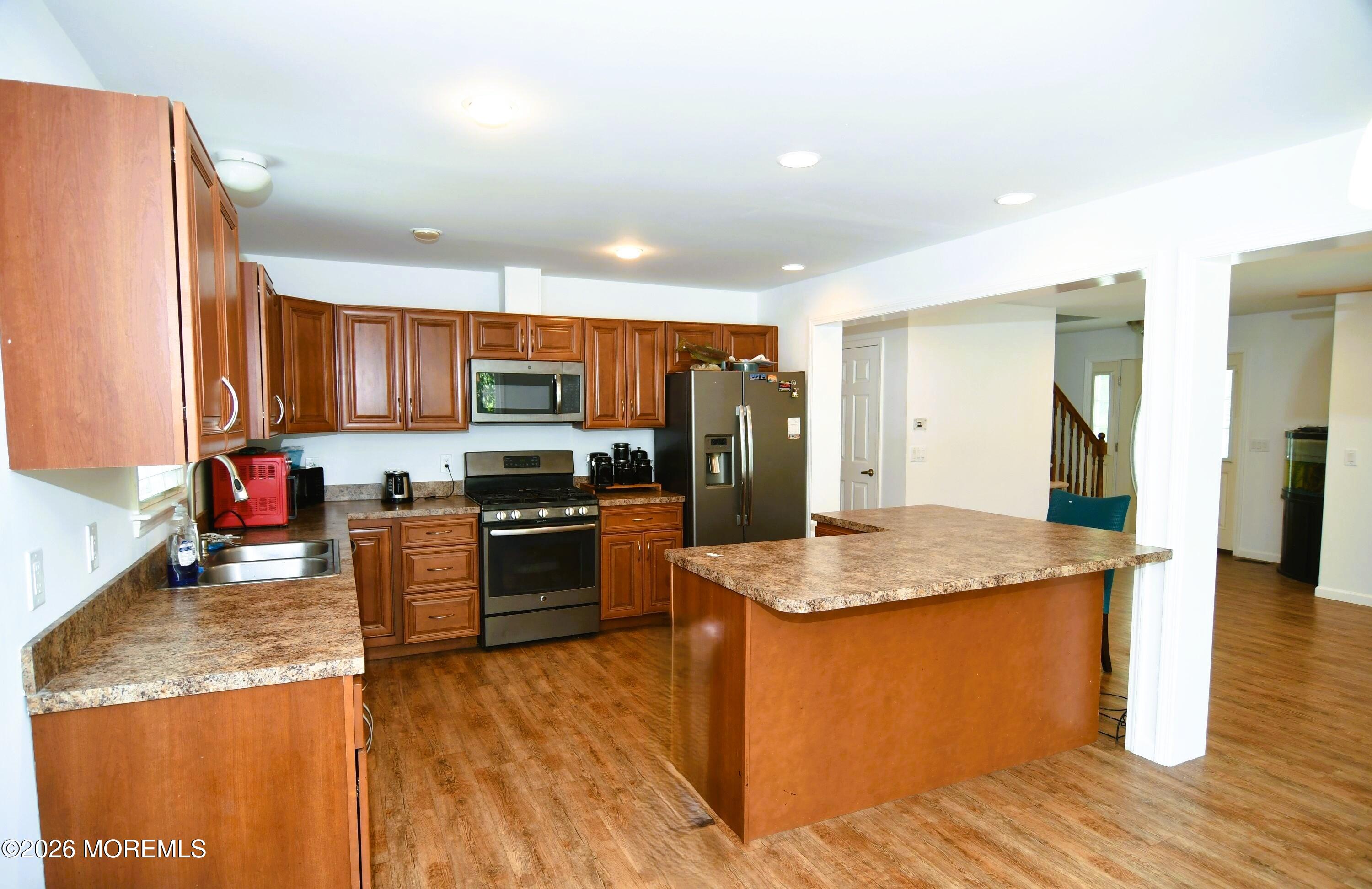 250 Davids Road Brick, NJ 08724 - Photo 9 of 24 Primary Kitchen