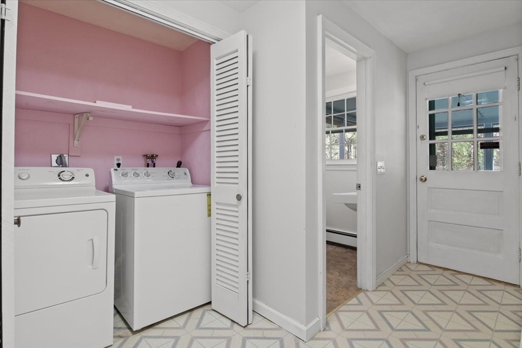 15 Lee Road Medfield, MA 02052 - Photo 13 of 42 Gallery Image 13