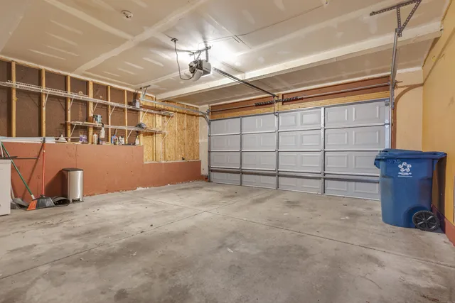 $295,000 | 3185 Ketch Court, Aurora, IL 60503