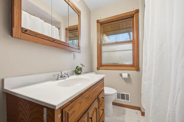$530,000 | 2455 Taylor Avenue, St. Paul, MN 55110