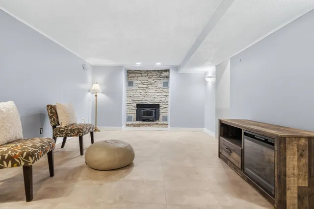 $530,000 | 2455 Taylor Avenue, St. Paul, MN 55110